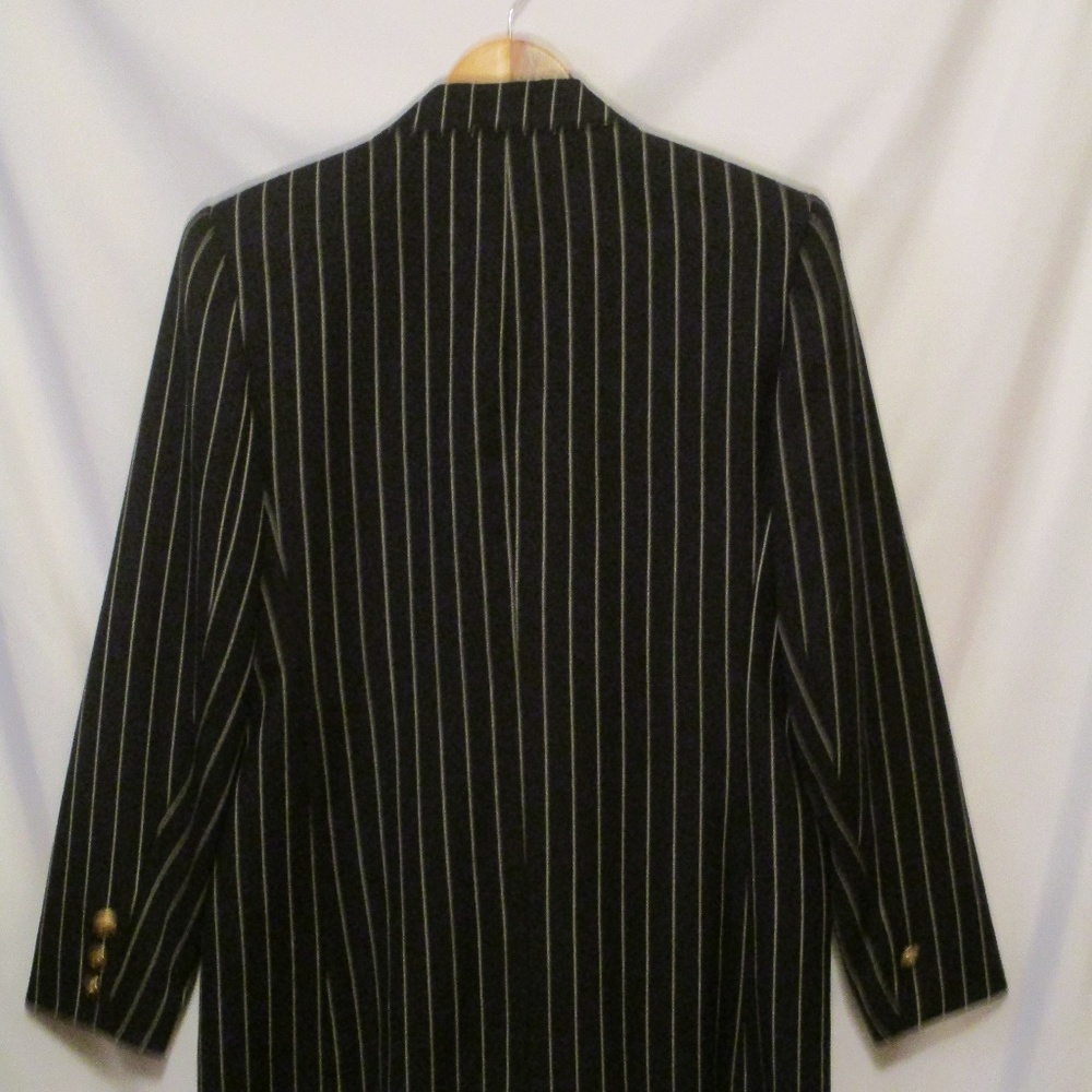 GANTOS GORGEOUS BLACK PINSTRIPE PANT SUIT - Picture 2 of 16